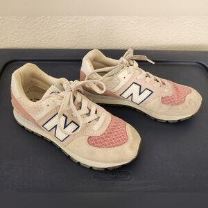 Kid's New Balance Pink Sneakers